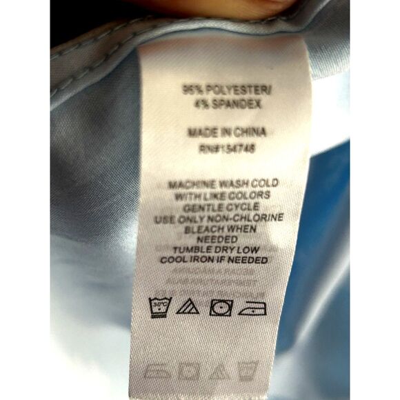 Mountain and Isles Men's Light Blue Short Sleeve Collared Shirt ~ Men's Size XXL - Picture 6 of 8